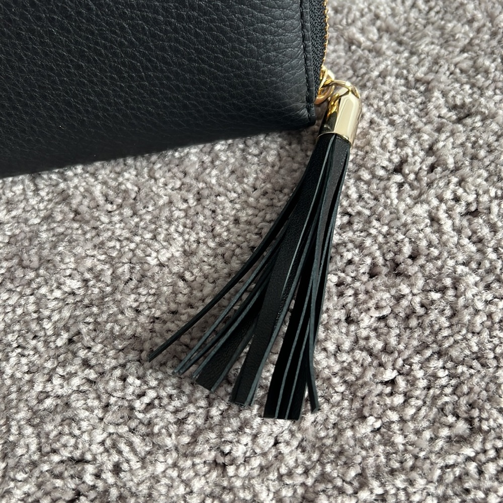Black kate spade wallet - Picture 3 of 9